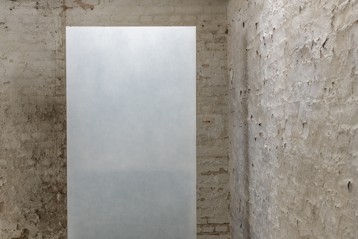 p_012_fragmented-line_14